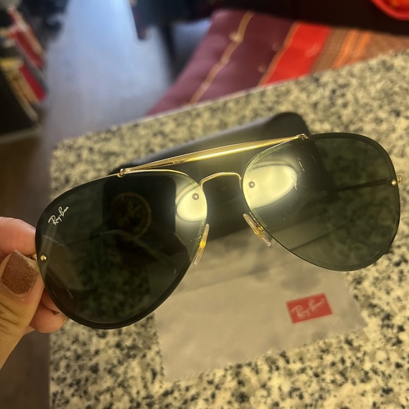 Ray Ban Aviator Sunglasses Golden Frame Black Sunglasses Ray Ban